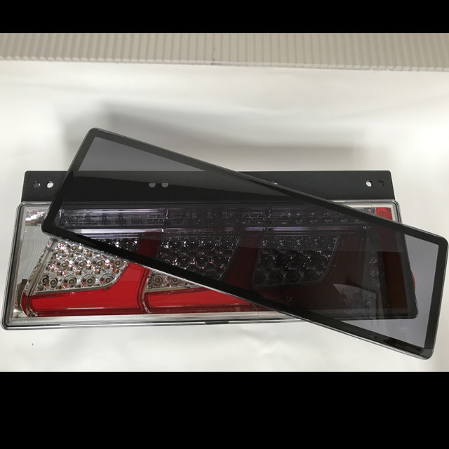 3連タイプテールランプ用スモークカバー